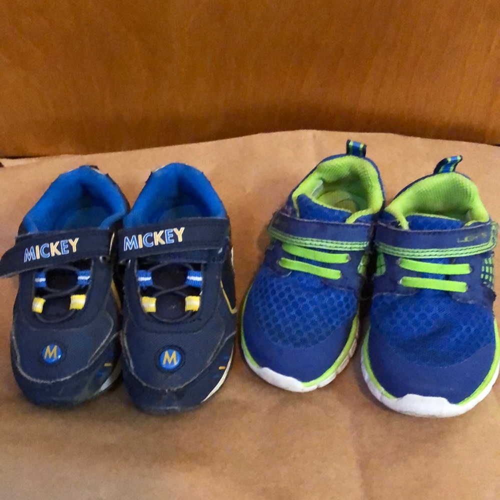 2 Pair Boys Baby Light Up Sneakers! Size 6